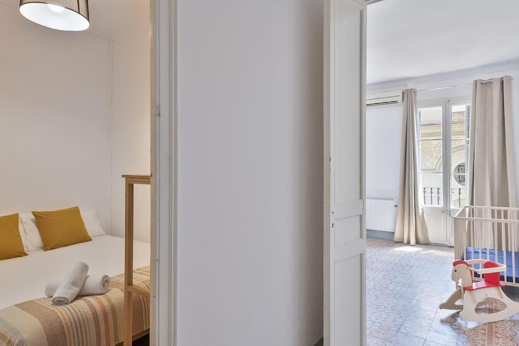 Canela Homes Barcelona Fontana Extérieur photo
