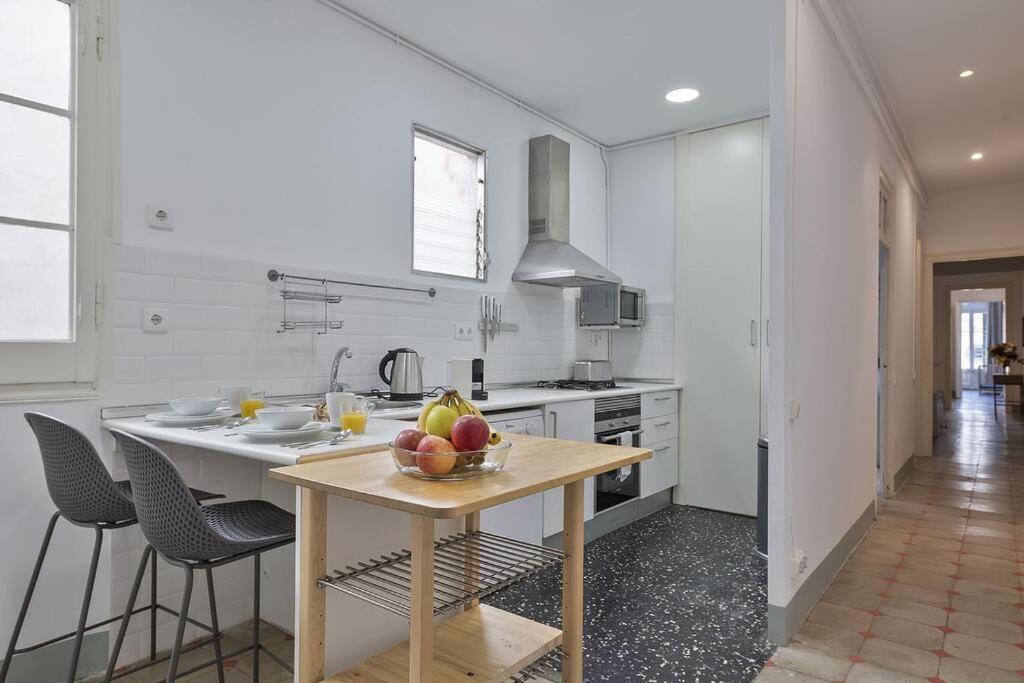 Canela Homes Barcelona Fontana Extérieur photo