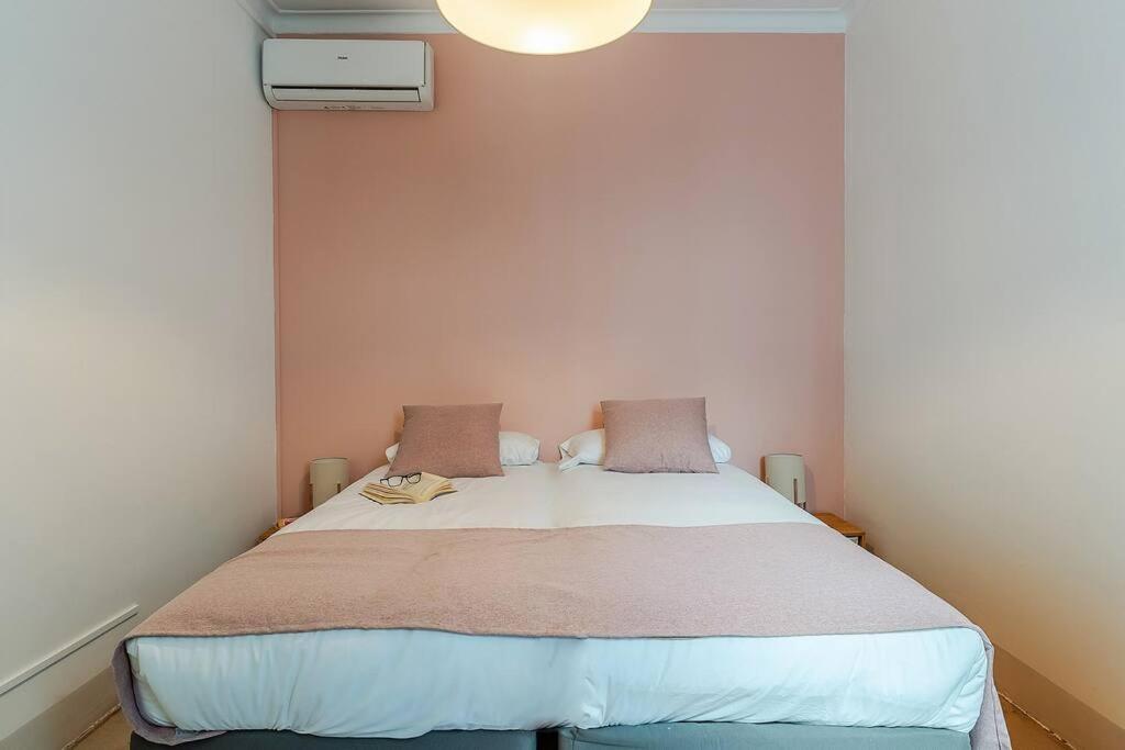 Canela Homes Barcelona Fontana Extérieur photo