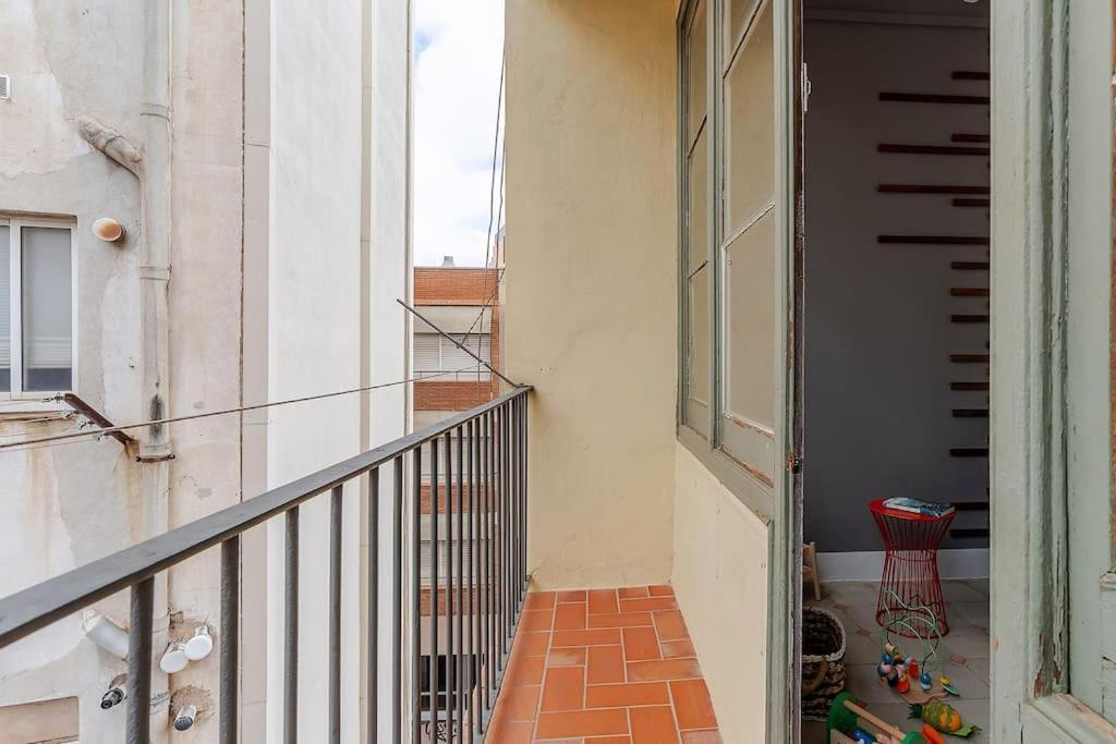Canela Homes Barcelona Fontana Extérieur photo
