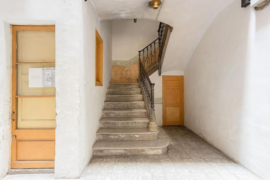 Canela Homes Barcelona Fontana Extérieur photo