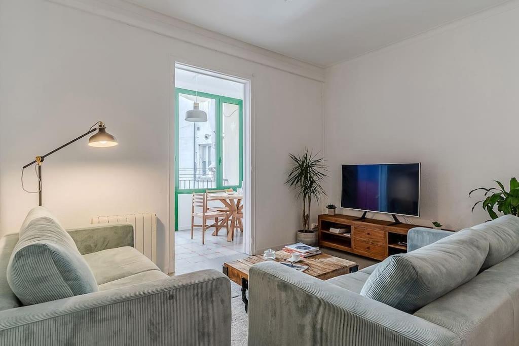 Canela Homes Barcelona Fontana Extérieur photo